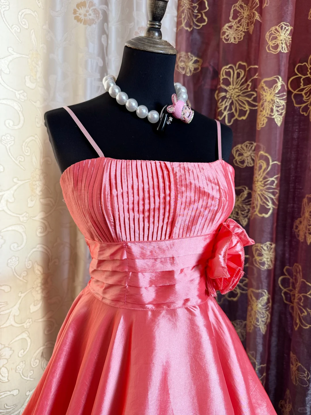 Pretty Spaghetti Straps Pink Satin A Line Homecoming Dress Short 21st Birthday Outfits With Flower D728