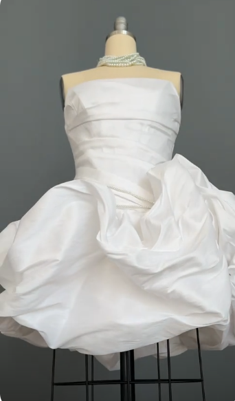 Fashion Strapless Satin Pleated A Line Short 6th Grade Homecoming Dress,White Short 18th Birthday Dress D4022