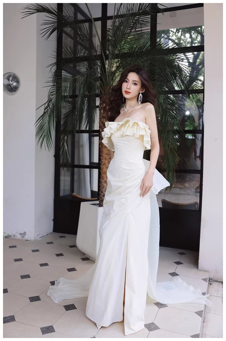 Elegant Beige Strapless Satin Pleated Mermaid Slit Long Evening Dress Birthday Party Dress With Bow D2418