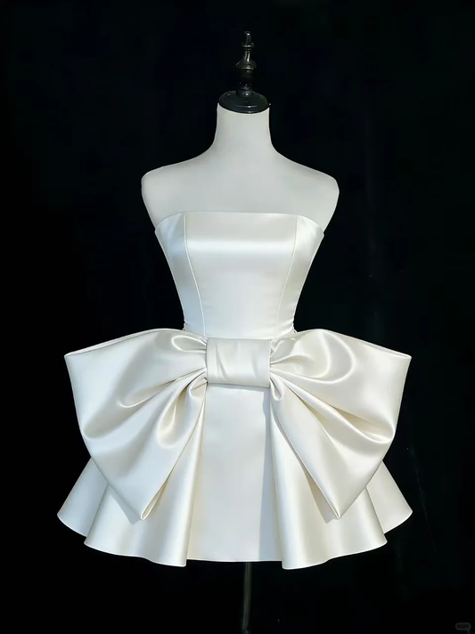 Glamorous Strapless Satin A Line Short Homecoming Dress,White Mini 16th Birthday Outfits With Bow D2804