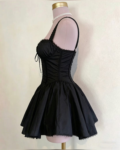 Elegant Black Sweetheart Neck Satin A Line Birthday Outfits Formal Graduation Homecoming Dress S768
