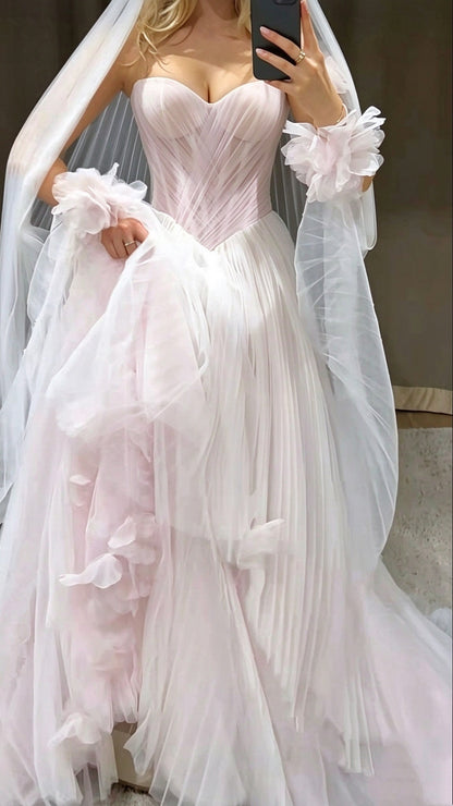 Glamorous Sweetheart Neck Pink Tulle Appliques Long Wedding Dress D5043