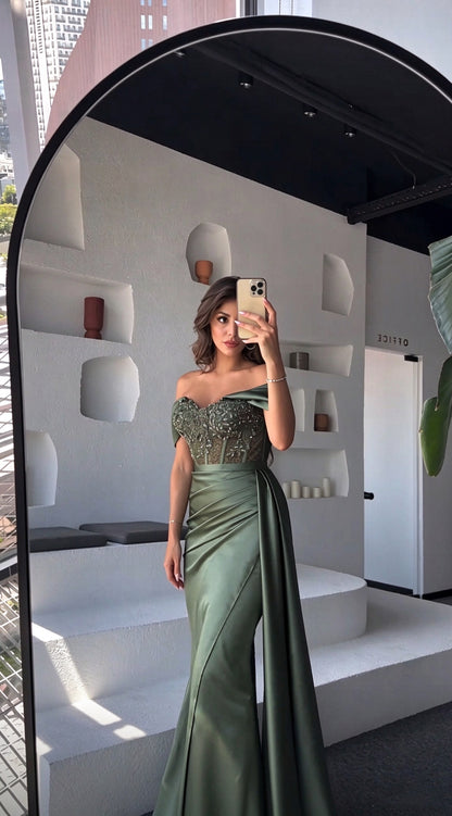 Elegant Green Satin Pleated Beaded Mermaid Long Party Dress Off The Shoulder Evening Dress D5055