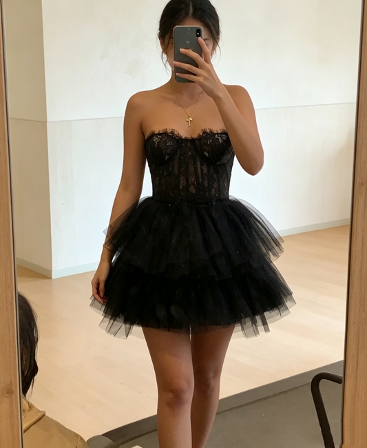 Simple A-Line Black Tulle Multi-Layered Homecoming Dress Strapless Short Cocktail Dress S384