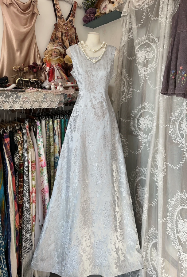 Vintage Sleeveless Satin Print Floral A Line Long Wedding Guest Dress Evening Dress D1667