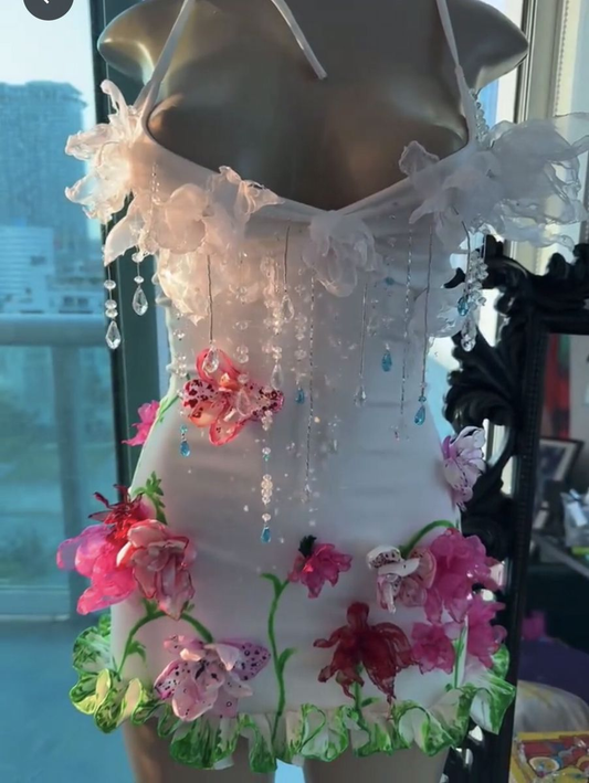 Gorgeous White Halter Satin 3D Flower Beaded Tassel Sheath Cocktail Dress Short 6th Grade Homecoming Dress D745