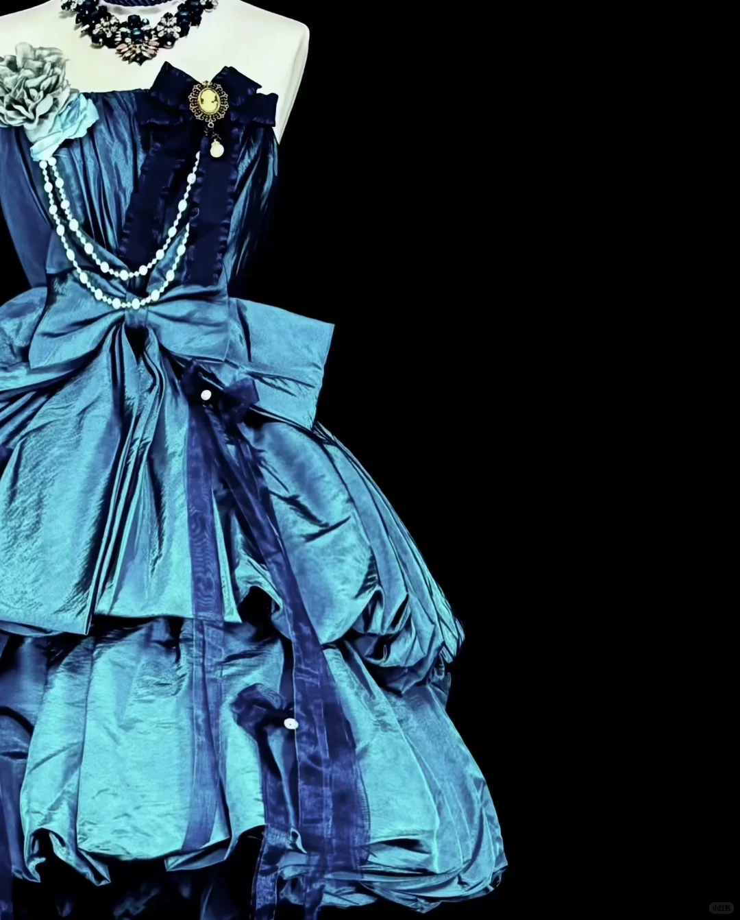 Vintage Strapless Blue Satin Pleated A Line Short 15th Birthday Outfits Homecoming Dress D4036