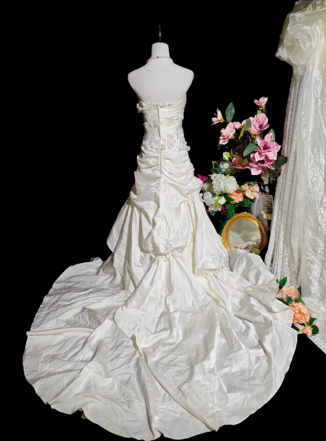 Pretty Ivory Strapless Satin Pleated Appliques Mermaid Party Dress Long Birthday Evening Gown D2363