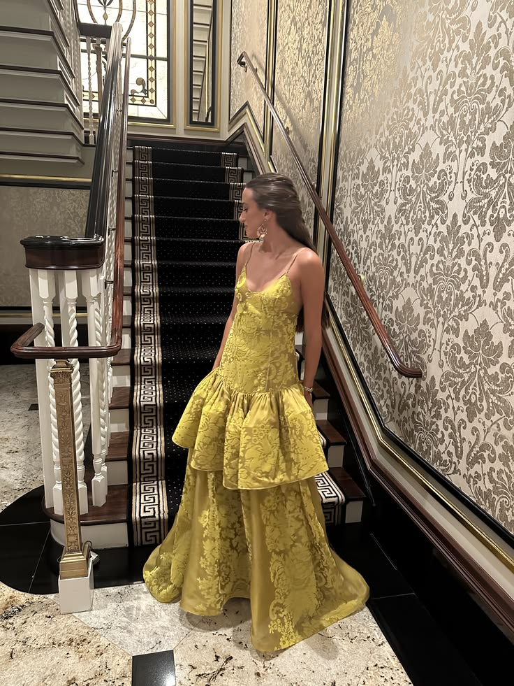 Unique Spaghetti Straps V Neck Lace Mermaid Long Party Dress Yellow Long Evening Dress D4612