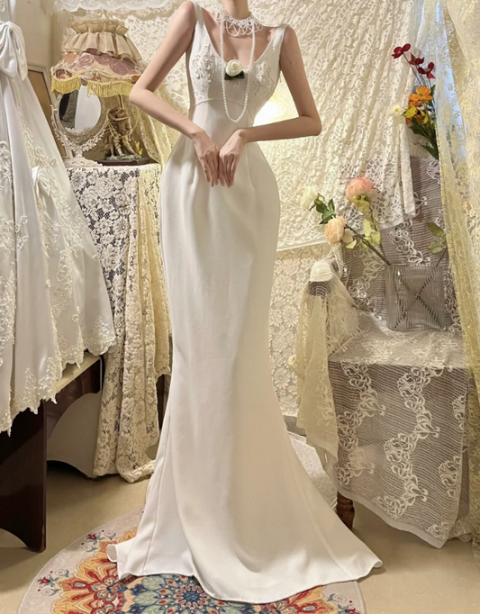 Elegant V Neck Satin Beaded Mermaid Long Wedding Guest Dress White Formal Party Dress Prom Gown D2056
