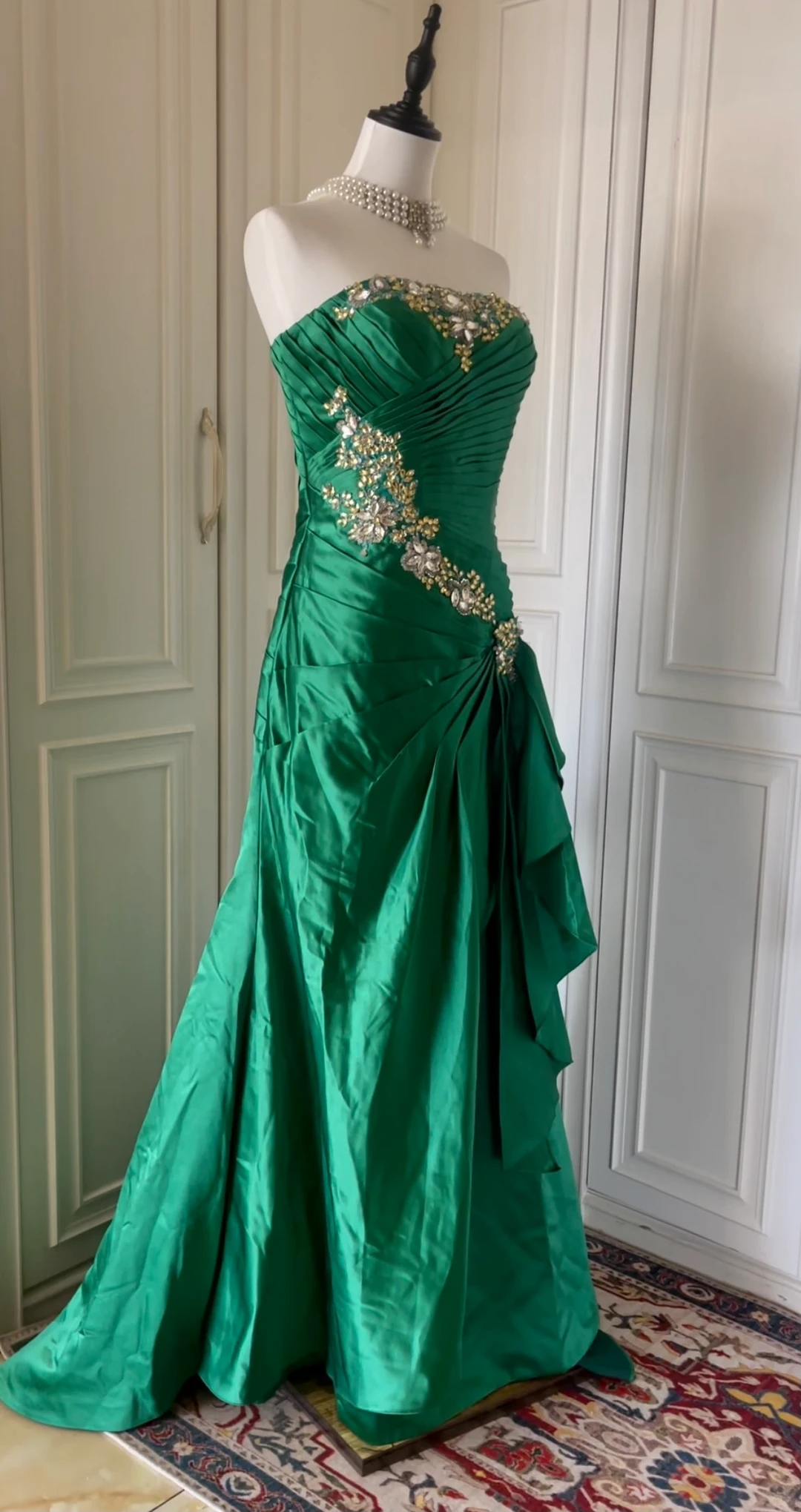 Fashion Green Strapless Satin Pleated Beaded Long Evening Dress Prom Dress D3108