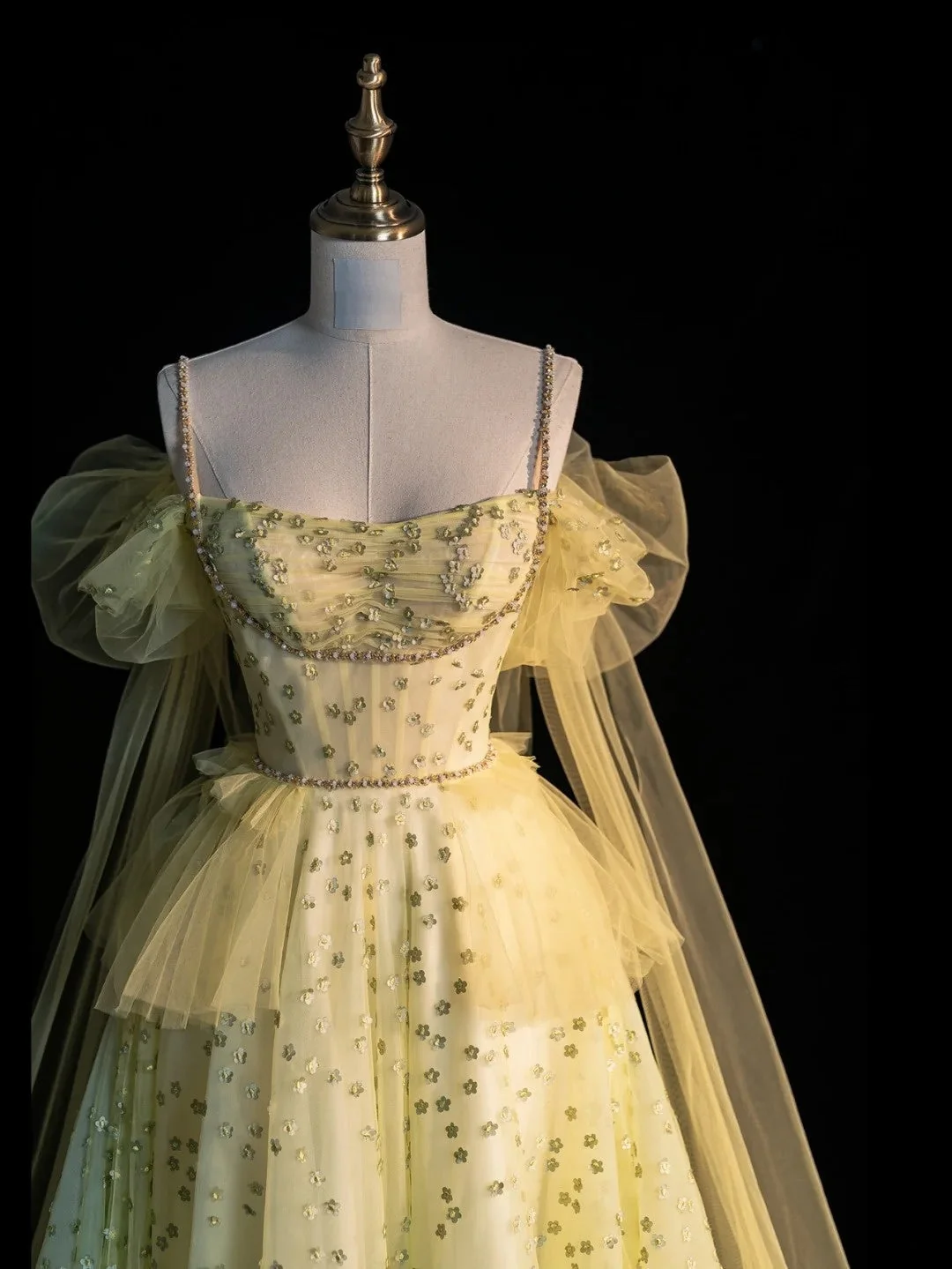 Gorgeous Ball Gown Spaghetti Strap Yellow Tulle Long Prom Dress Evening Gown D4528