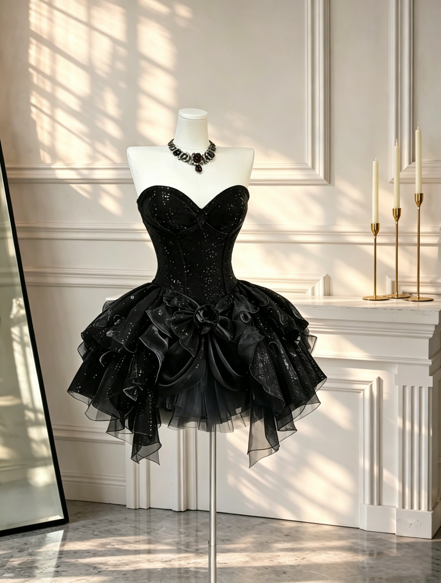 Charming Black Tulle Satin Sequin A Line Short 17th Birthday Outfits Sweetheart Neck Mini Graduation Homecoming Dress D2567