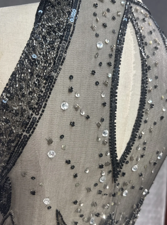 Stylish V Neck Satin Beaded Mermaid Evening Dress Long Wedding Guest Dress Prom Dress D2019