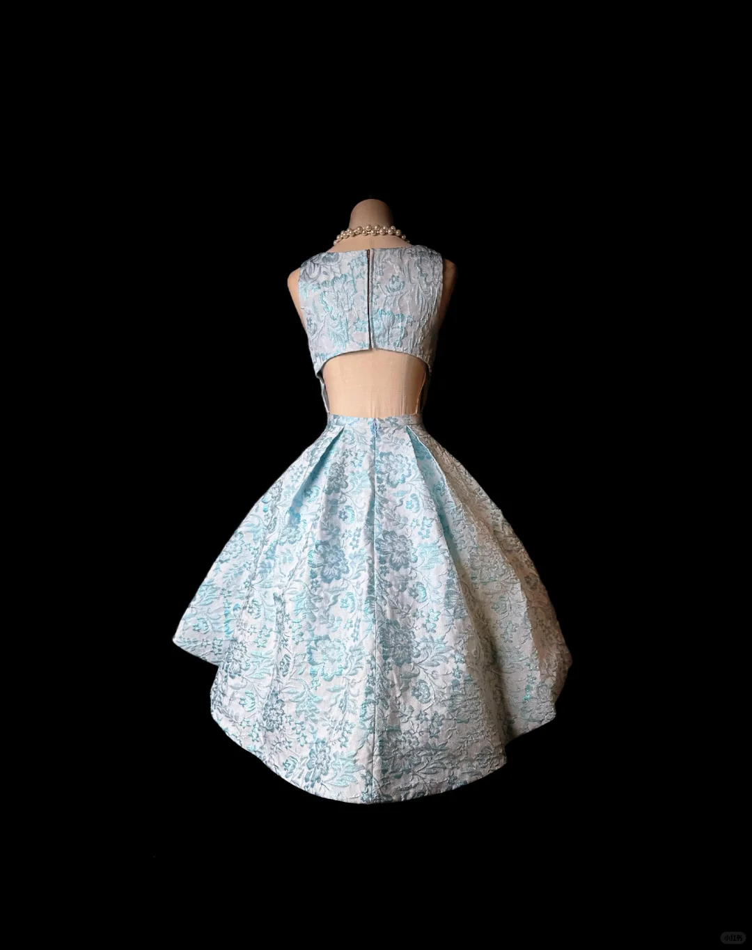 Gorgeous V Neck Blue Satin Print Floral A Line Homecoming Dress Short Party Dress D3254