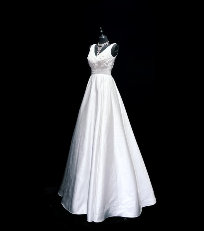Classy V Neck White Satin Appliques Long Wedding Dress Formal Bridal Dress D549