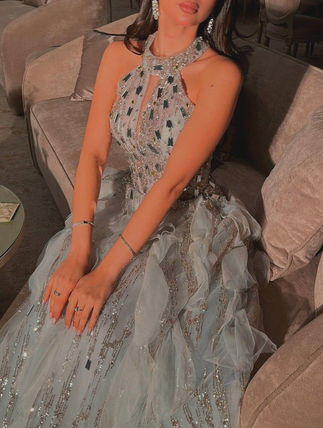 Elegant Blue Long Birthday Party Dress Halter Tulle Beaded Long Evening Gown D4488
