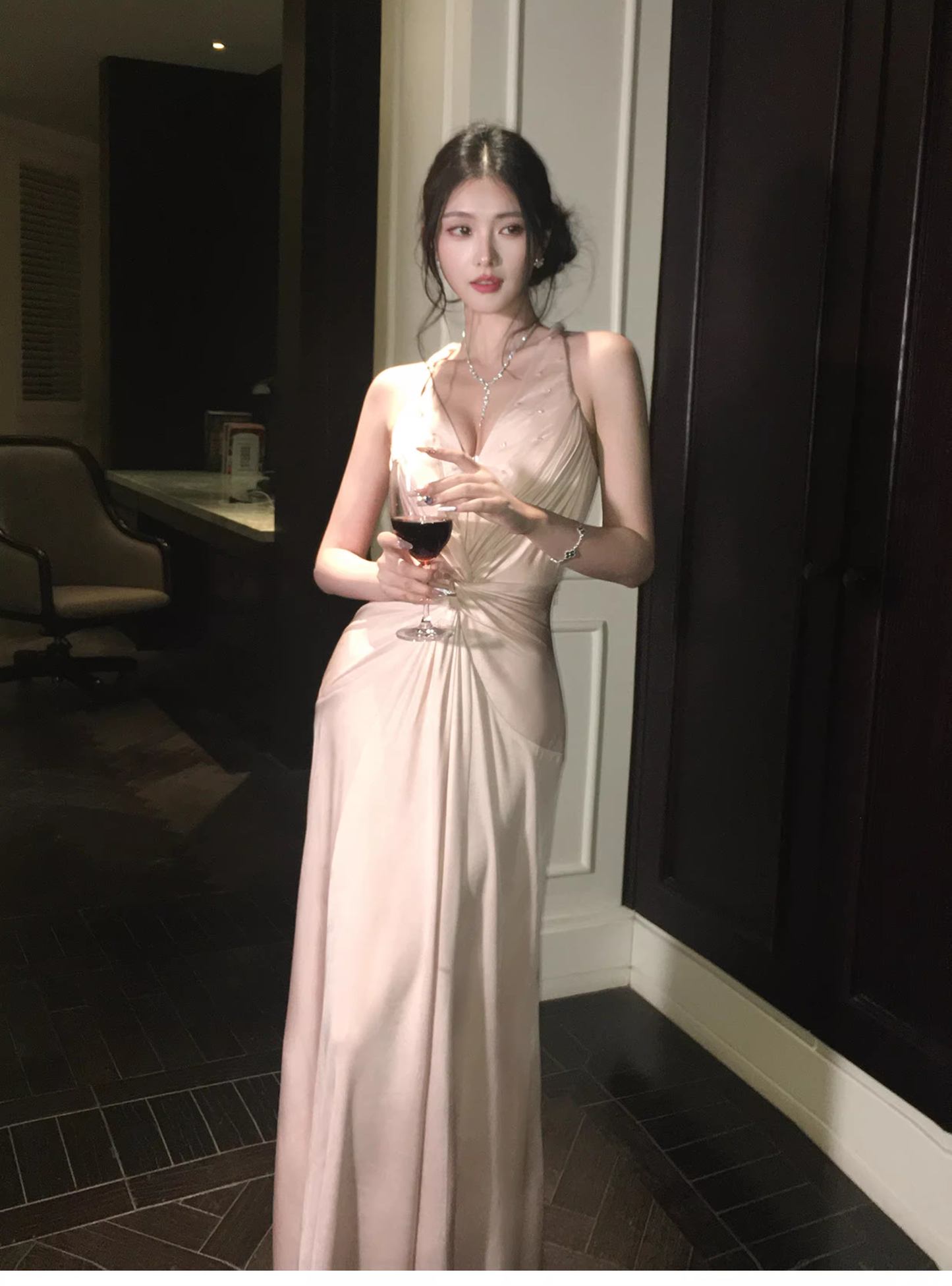 Classy Coral Powder Halter V Neck Satin Beaded Mermaid Long Party Dress Backless Evening Gown D2182