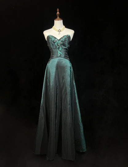 Unique Sweetheart Neck Green Satin Beaded Appliques A Line Wedding Guest Dress Long Birthday Party Dress Evening Gown D2062
