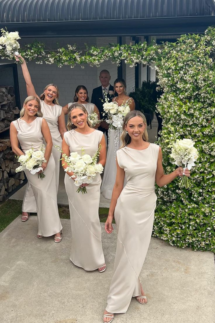 Elegant Sleeveless Ivory Satin Long Wedding Guest Dress Formal Bridesmaid Dress D1113