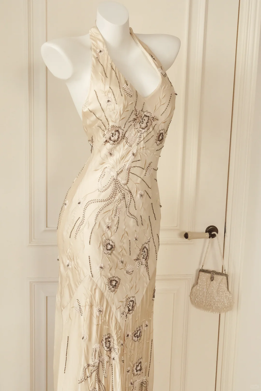 Stylish Halter V Neck Satin Embroidery Beaded Mermaid Evening Dress Backless Long Prom Gown D2718