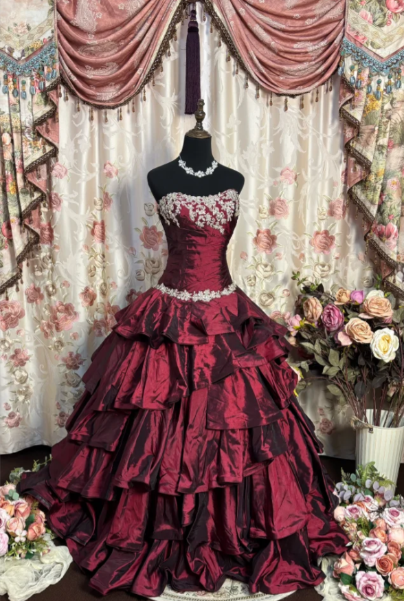 Charming Burgundy Ball Gown Strapless Beaded Appliques Satin Layered Birthday Quinceanera Dress D2192