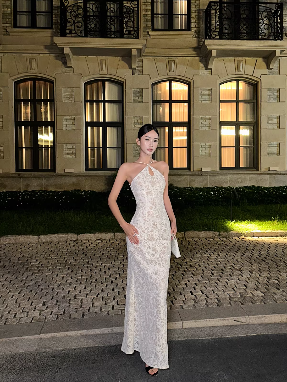 Glamorous Beige Sleeveless Lace Mermaid Slit Long Evening Dress Formal Birthday Party Gown D2086