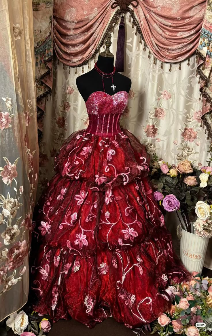 Retro Strapless Sequin Tulle Floral Layered Ball Gown Burgundy Sweet 16 Dress D1986