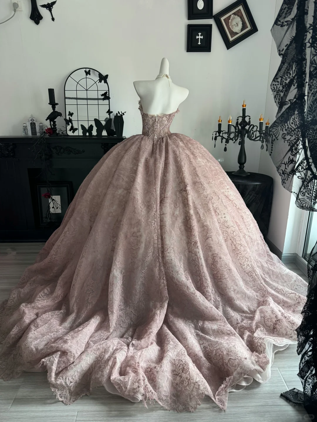 Charming Pink Tulle Lace Beaded Sweet 15 Dress,Sweetheart Neck Quinceanera Dress D3695