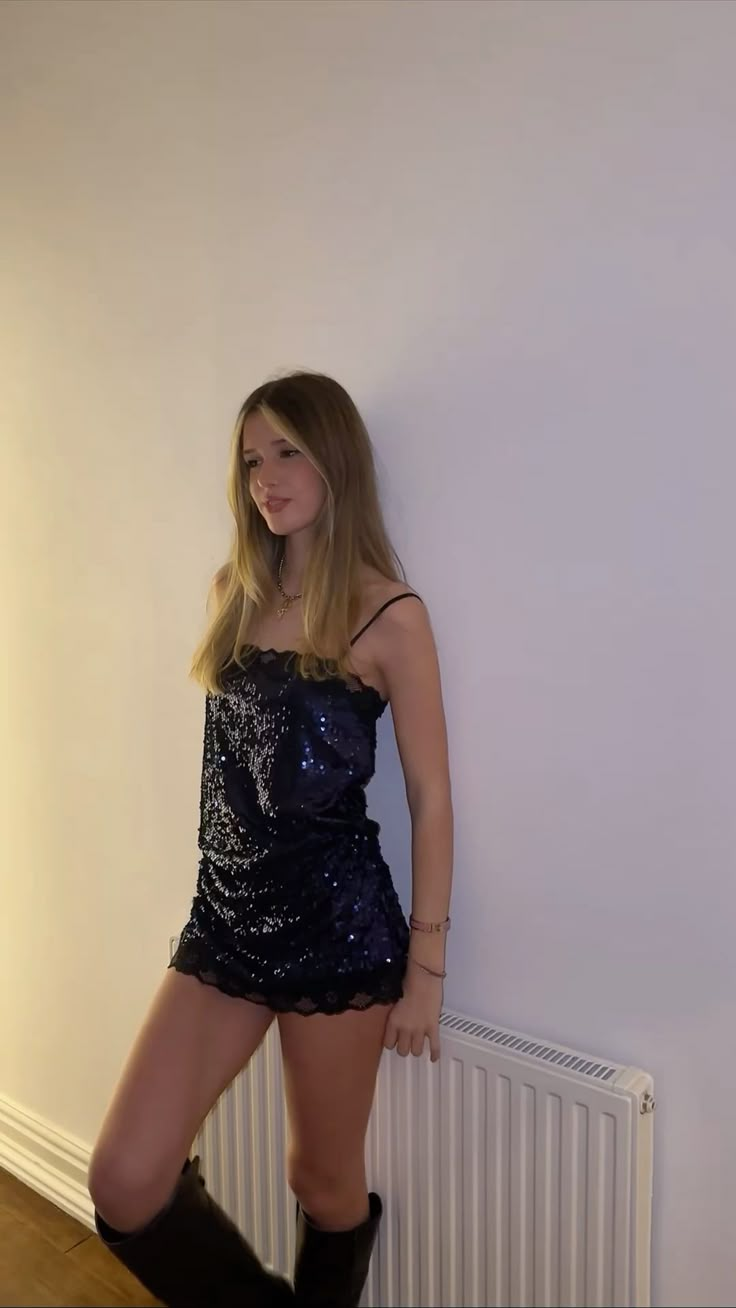 Sexy Black Spaghetti Straps Sequin Sheath Short Homecoming Dress Cocktail Dress D3319