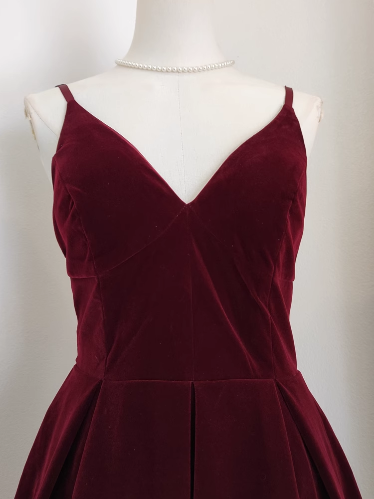 Simple A line Sleeveless Burgundy Velvet Party Dress Holiday Birthday Dresses For Women SD350