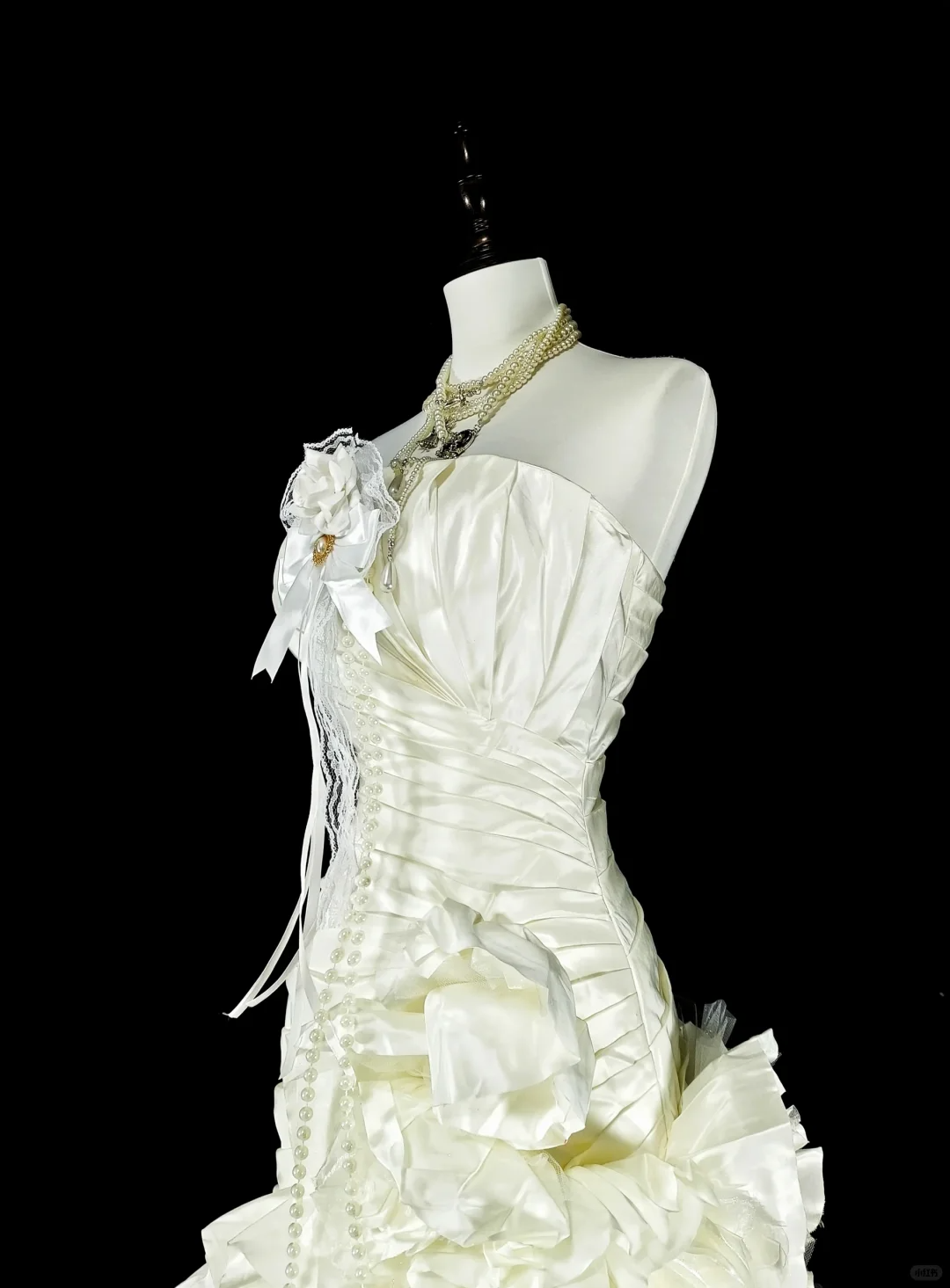 Glamorous White Satin Tulle Pleated Layered Mermaid Long Wedding Dress D5393