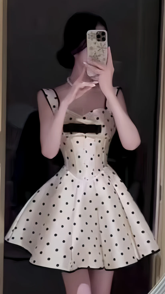 Cute White A Line Satin Short Graduation Homecoming Dress 19th Birthday Outfits D785