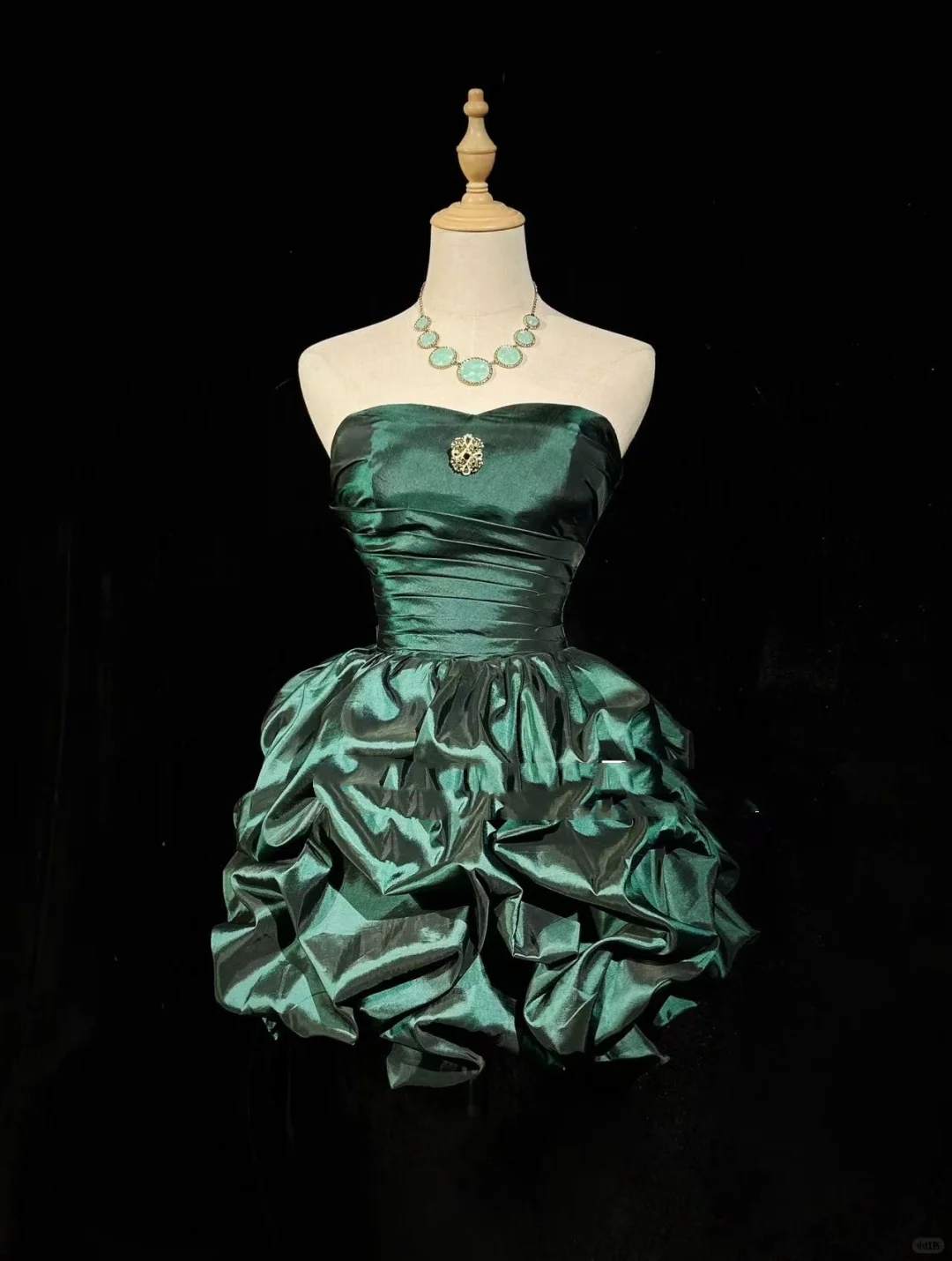 Fashion Green Satin Pleated A Line Short 18th Birthday Outfits ,Formal Homecoming Dress D3360