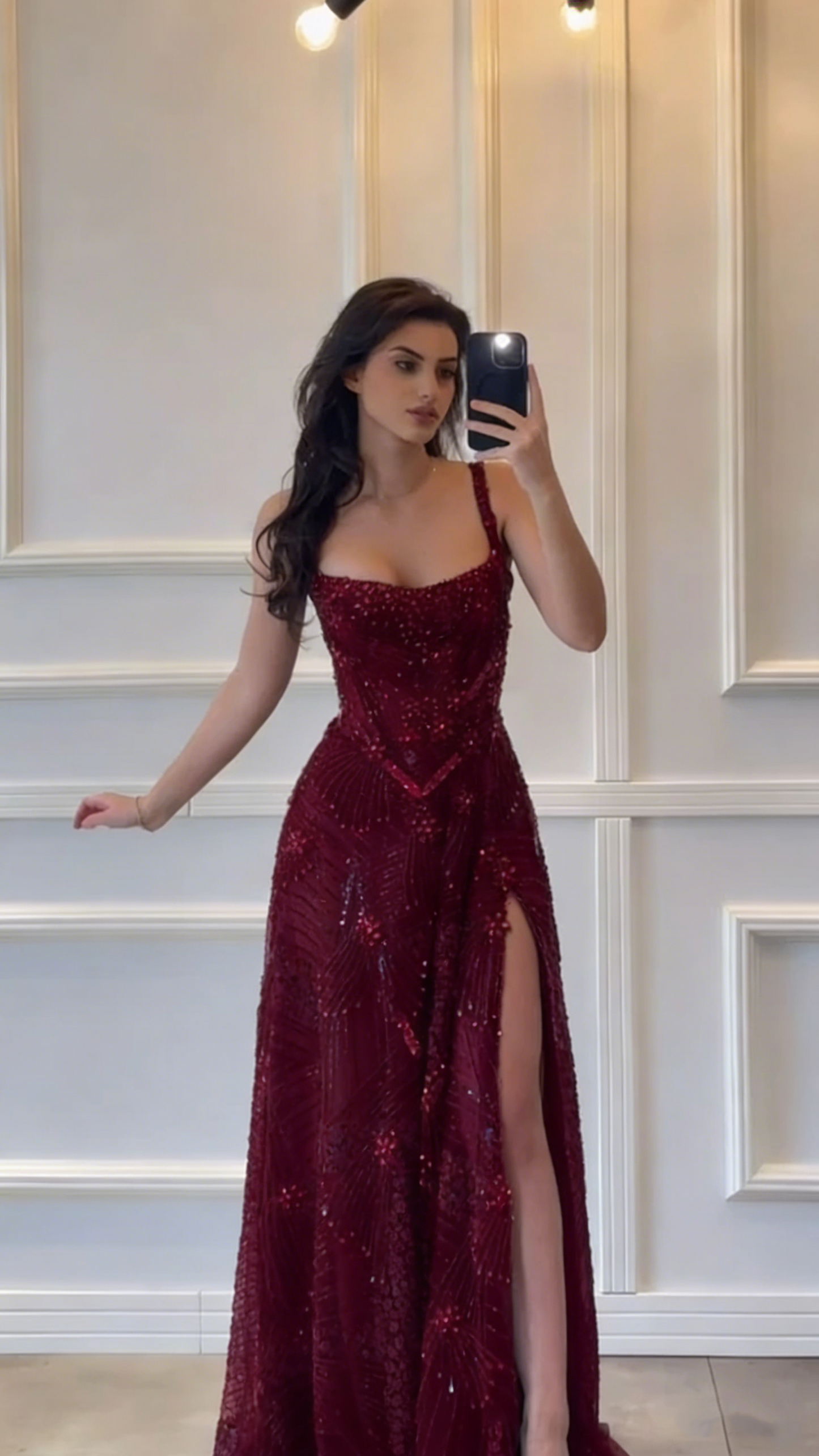 Vintage Emerald Green Spaghetti Straps Tulle Lace Beaded A Line Prom Gown Long Slit Party Dress D821