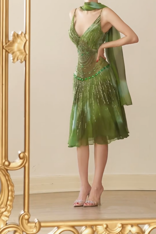 Chic Green Chiffon Sequin Beaded A Line Party Dress Spaghetti Straps V Neck Evening Gowns D2744