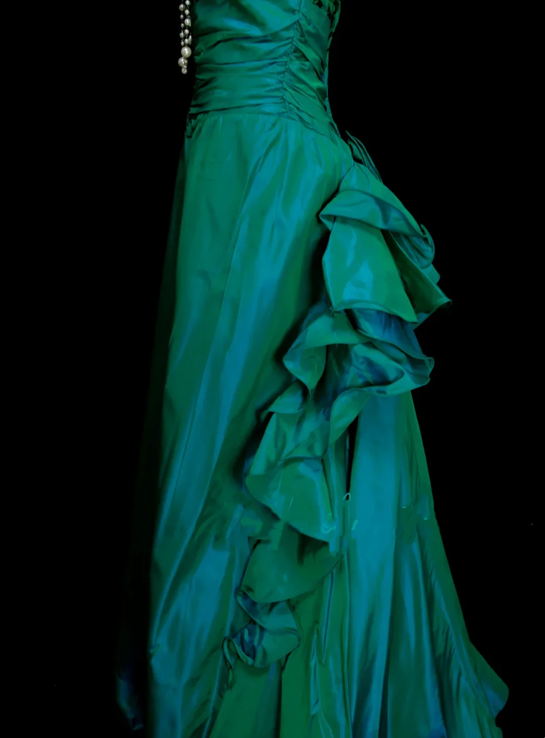 Chic Sweetheart Neck Green Satin Pleated With Sequined Bodice Mermaid Long Prom Dresses Party Dress D4511