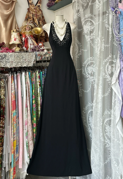 Sexy Black V NecK Satin Beaded A Line Long Party Dress Backless Evening Gown D1517