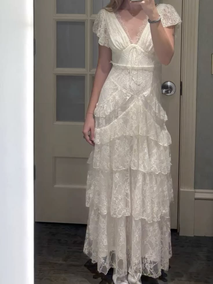 Classy V  Neck Lace Layered A Line Long Evening Dress White Long Birthday Party Gowns D5033