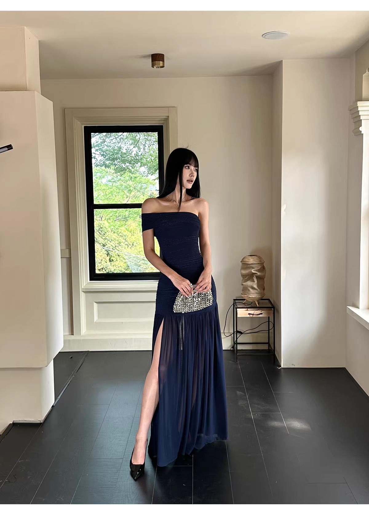 Sexy Halter V Neck White A Line Long Party Dress Formal Evening Gown D2122