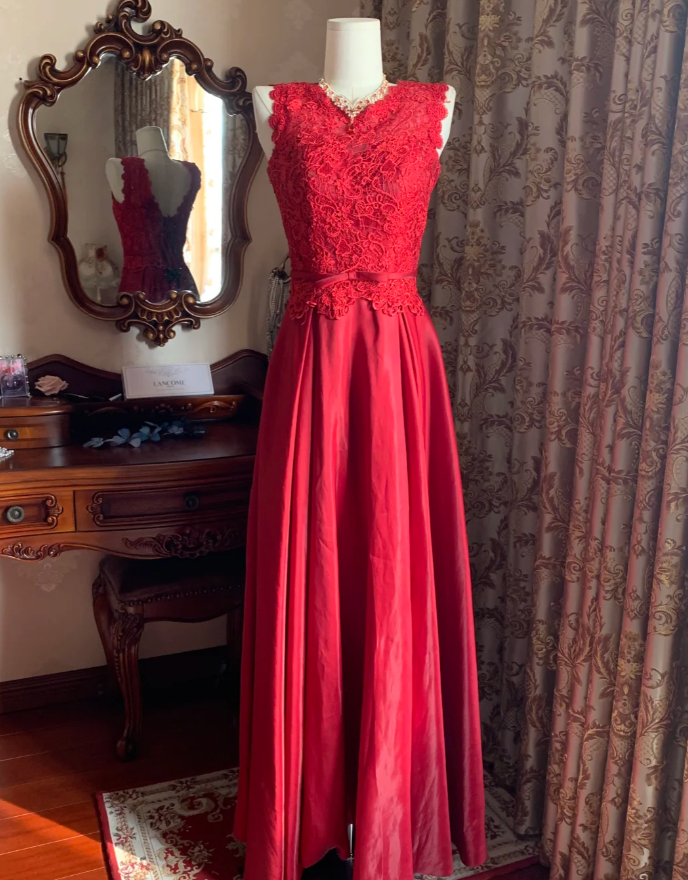 Vintage Red Sleeveless Lace Satin A Line Long Paery Dress Birthday Prom Dress D1715