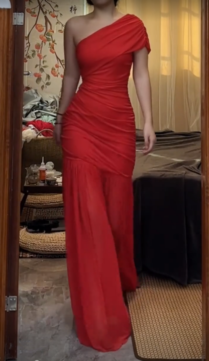 Elegant One Shoulder Red Chiffon Pleated Mermaid Prom Dress Long evening Gown  D1237