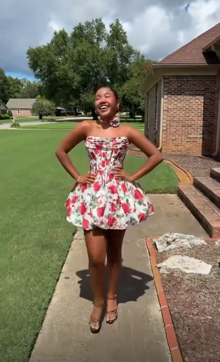 Charming Strapless Satin Print Floral A Line Red Short Homecoming Dress Birthday Outfits D4306