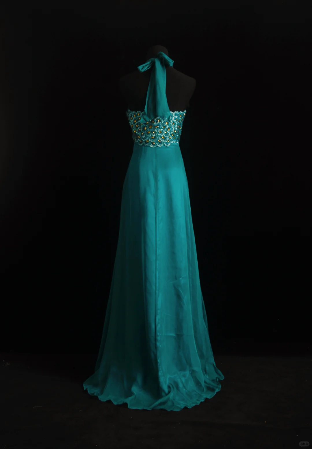 Elegant Peacock Green Halter Chiffon Embroidery Beaded Long Party Dress Evening Gown D2860