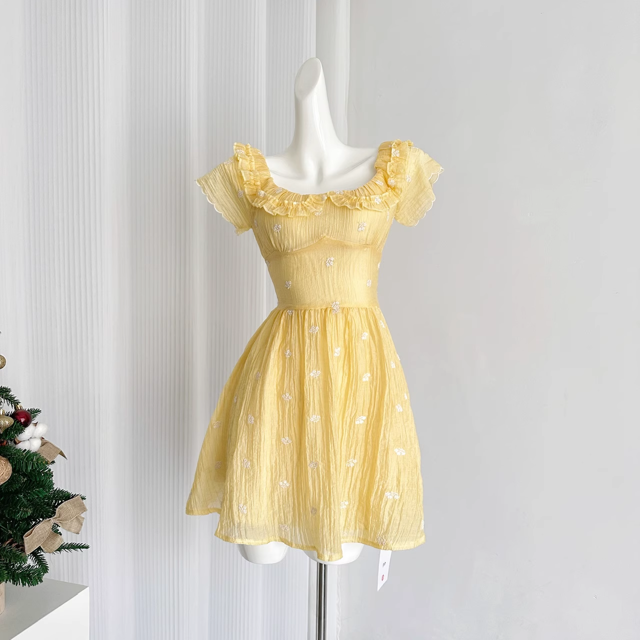 Cute A line Scoop Short Sleeves Yellow Floral Holiday Dresses Beach Dress Birthday Outfits SD288