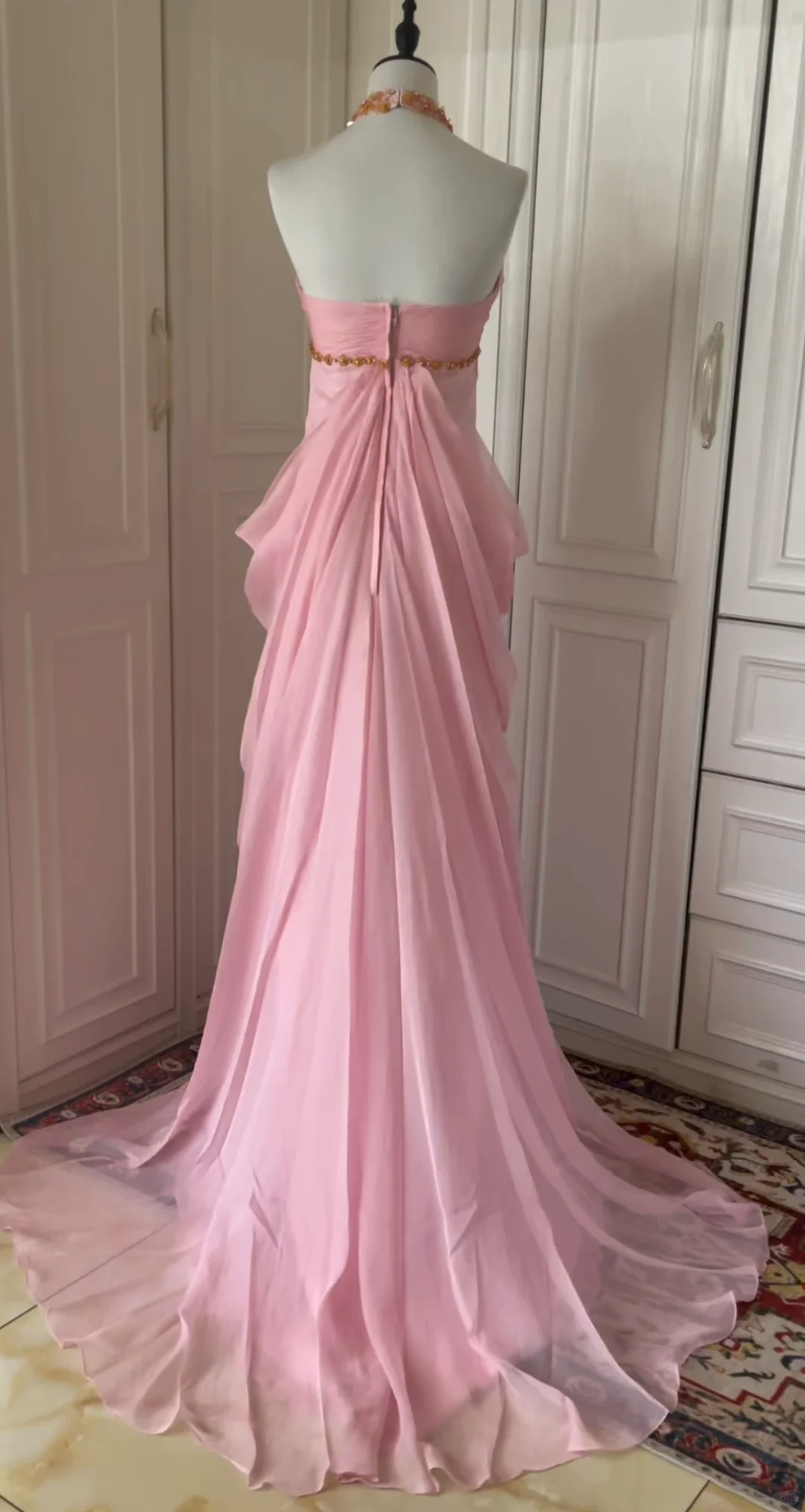 Pretty Pink Halter Chiffon Beaded Mermaid Evening Dress Long Wedding Guest Dress D3107