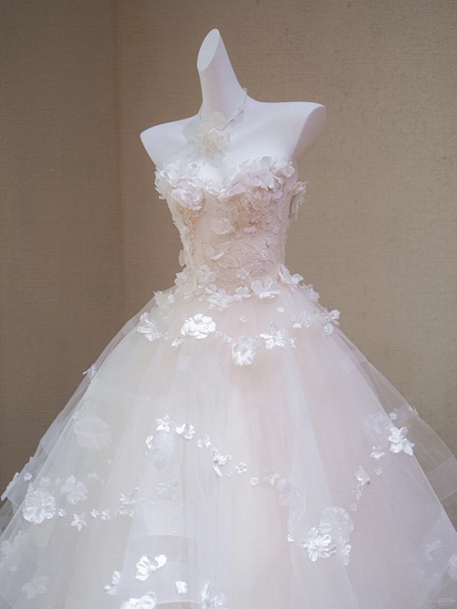 Beautiful Sweetheart Neck White Tulle Lace Appliques Long Wedding Dress Bridal Dress S907