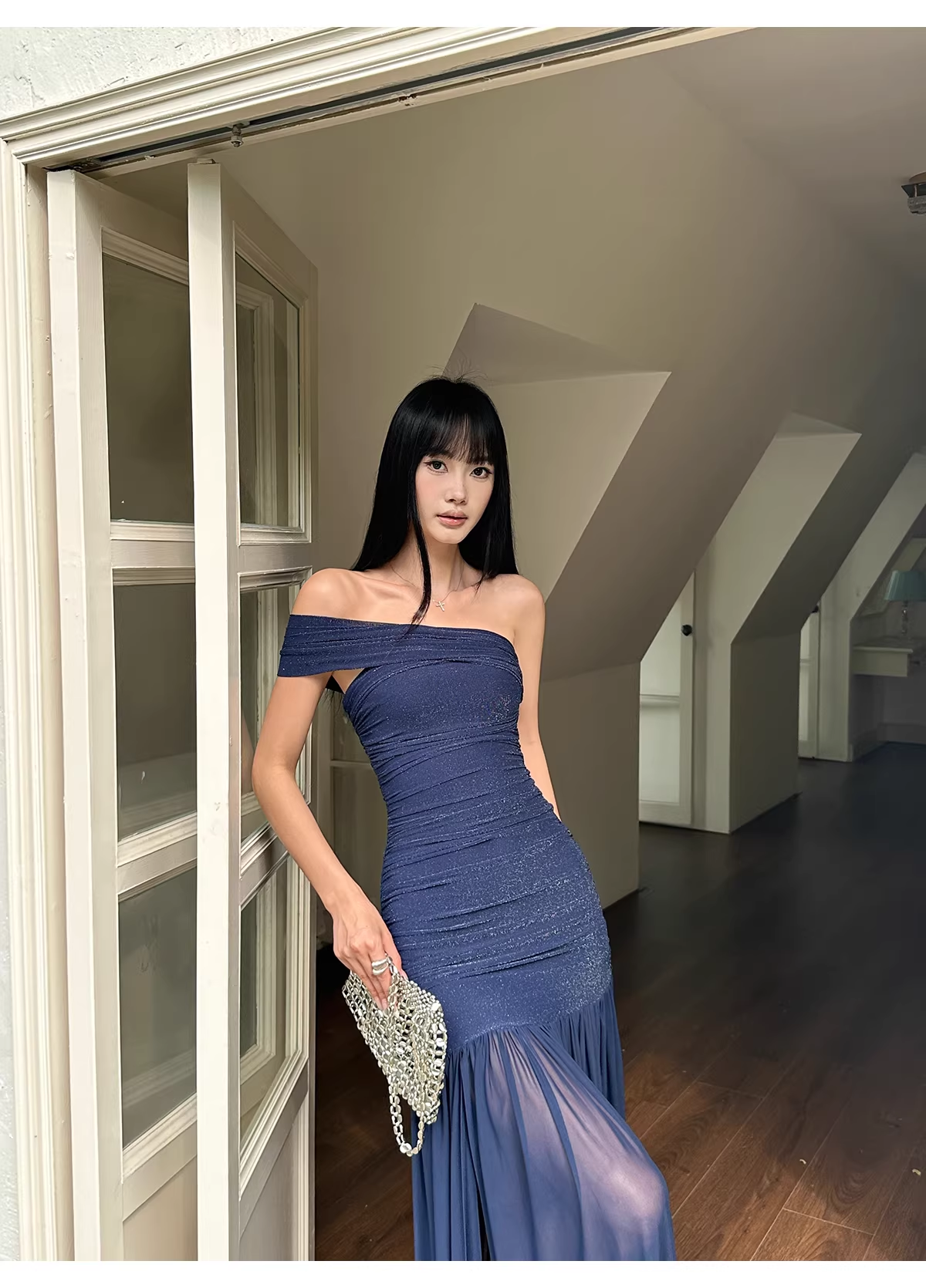 Sexy Halter V Neck White A Line Long Party Dress Formal Evening Gown D2122