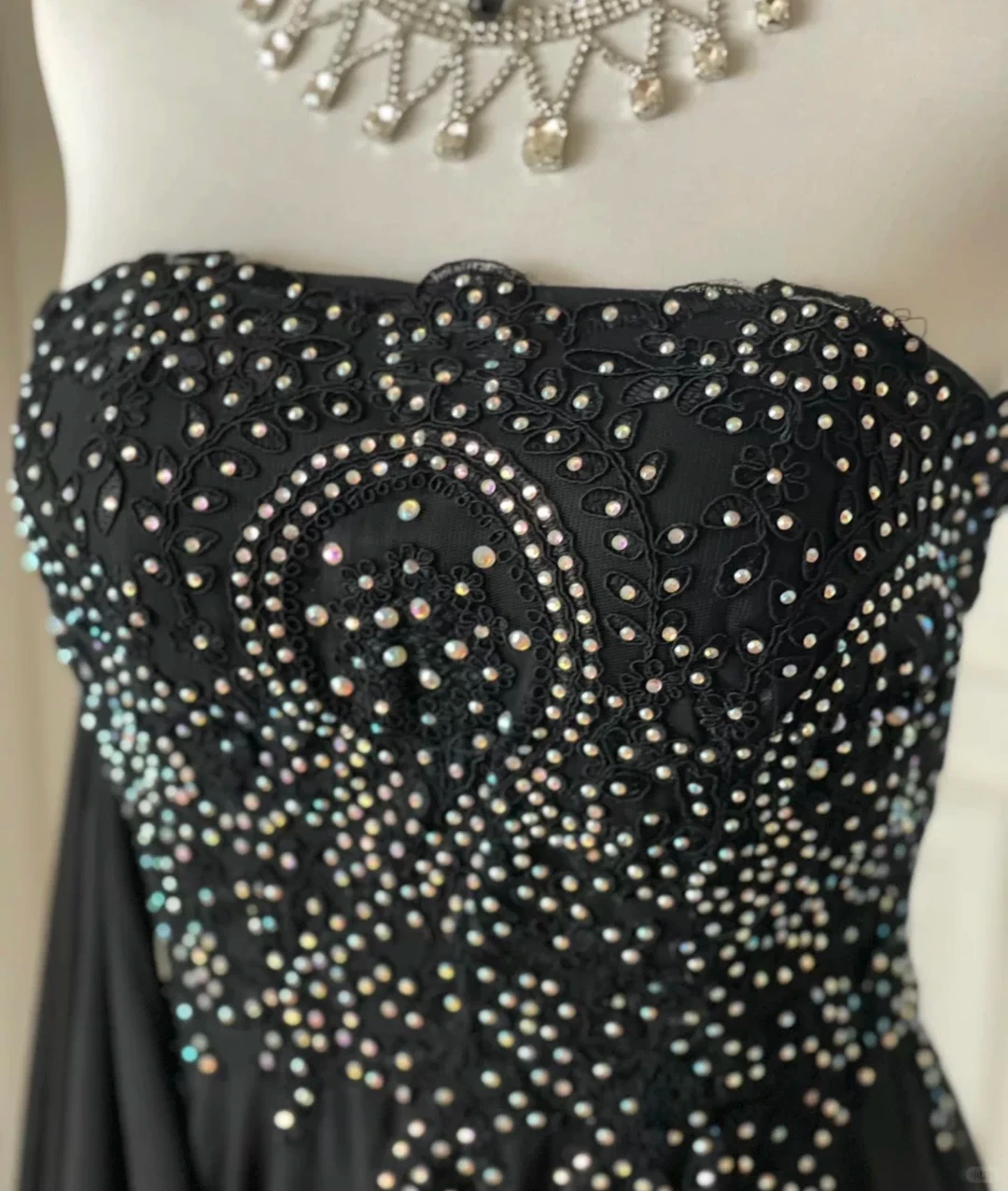 Stylish Black Strapless Chiffon Beaded Long Wedding Guest Dress,Formal Prom Dress Party Dress D3101
