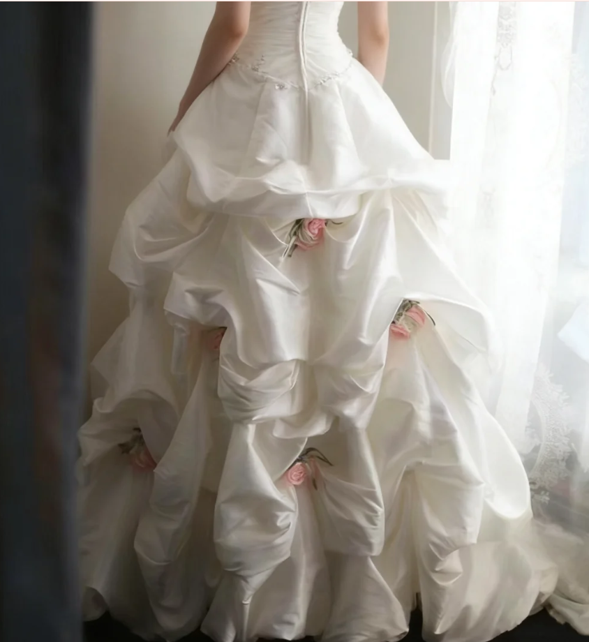 Elegant Strapless Ball Gown White Satin Pleated Floral Long Wedding Dress D2316